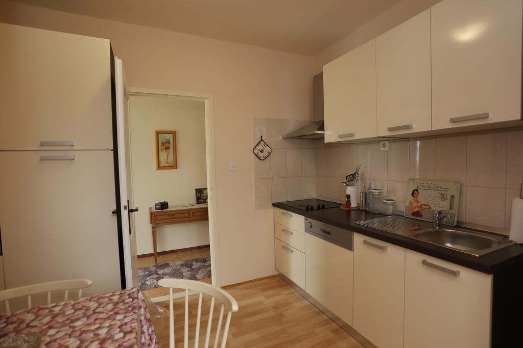 Apartment Magnolia Supetar Kamer foto
