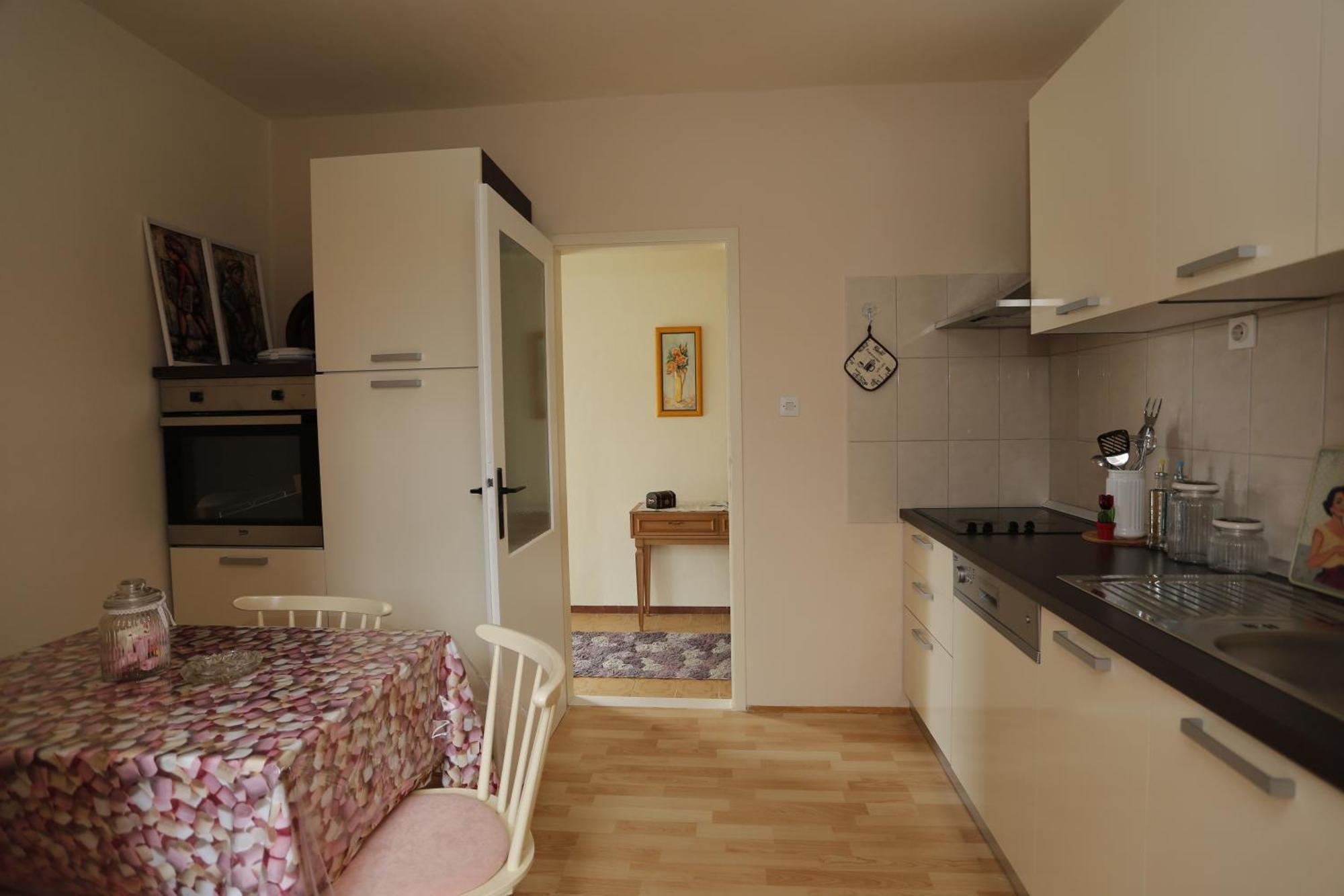 Apartment Magnolia Supetar Buitenkant foto